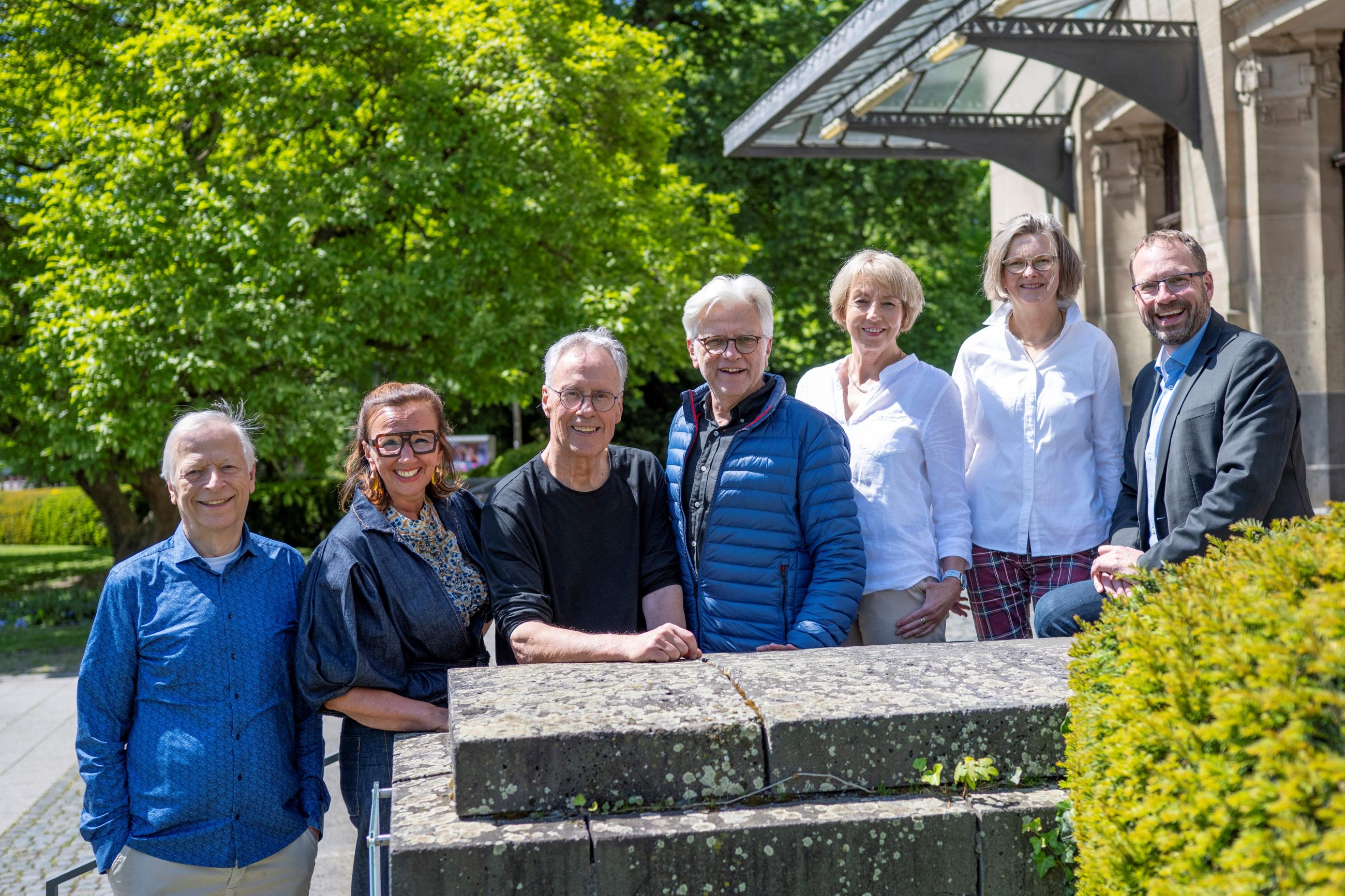 Vereinsvorstand Mai 2025: Magnus Schneider, Ulrike Vordemfeld, Dr. Fedor Weiser, Andreas Büscher, Christine Steines, Sabine Thomas, Johannes Altmannsberger